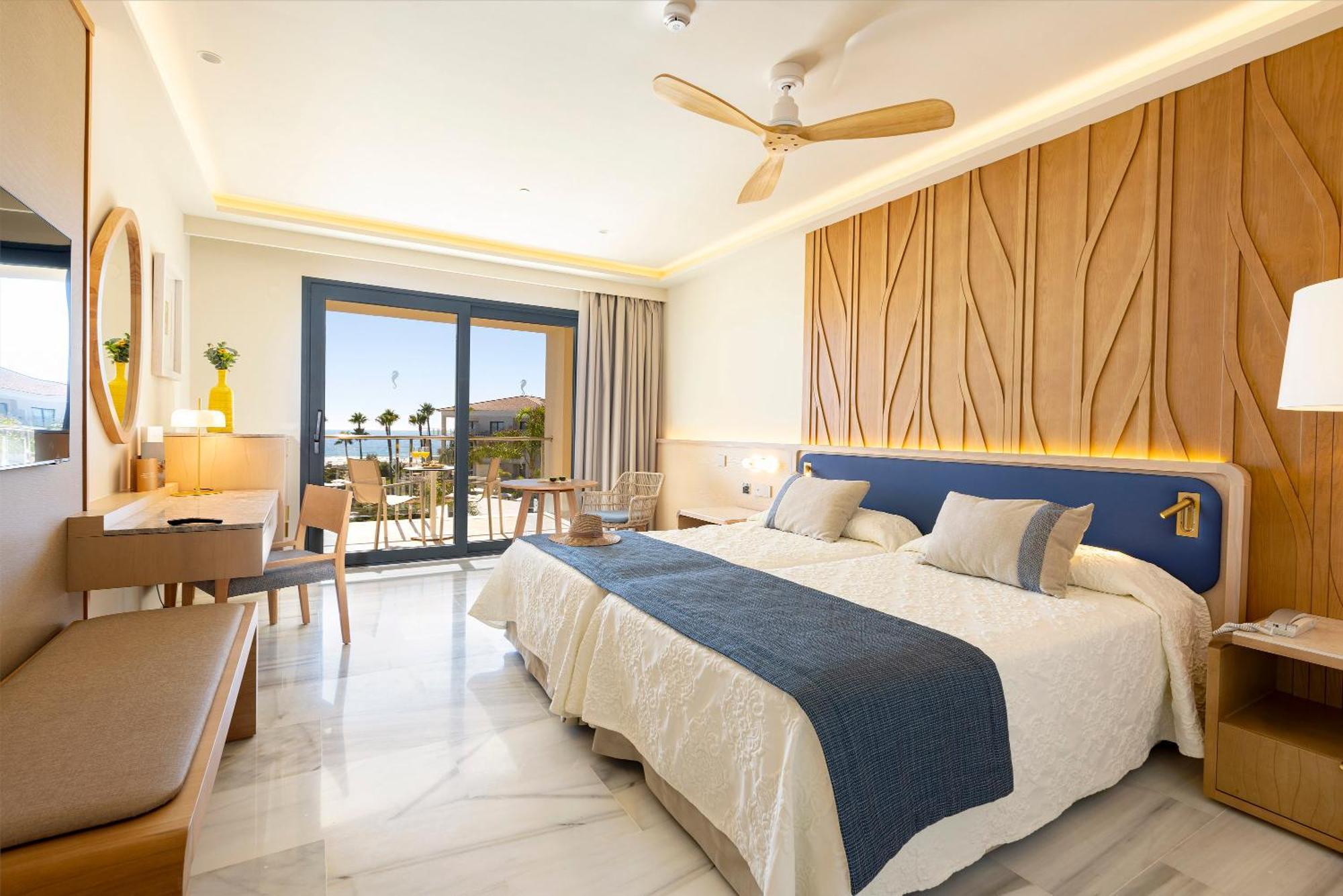 Hipotels Barrosa Palace & Spa Chiclana de la Frontera Eksteriør bilde Deluxe Room