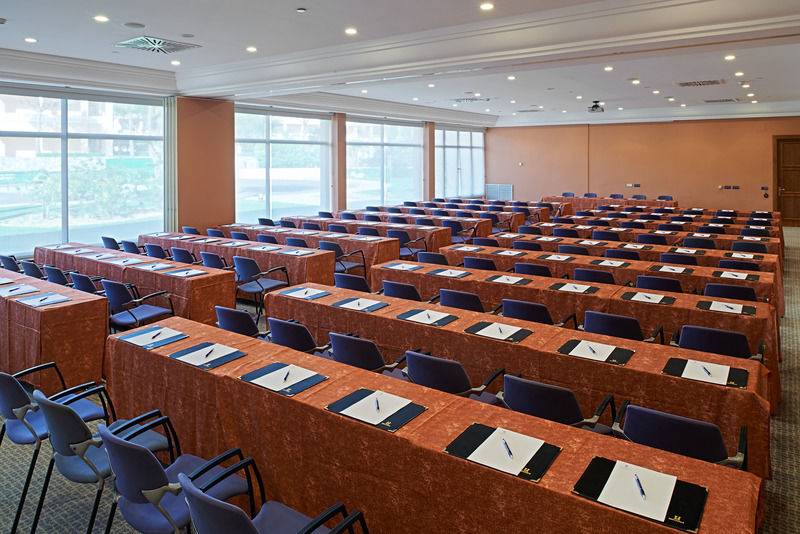 Hipotels Barrosa Palace & Spa Chiclana de la Frontera Eksteriør bilde The conference room of the European Economic and Social Committee
